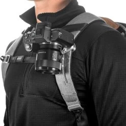 Peak Design Capture Clip (v3) Kamera Clip (ohne Wechselplatte) Silber 7 Peak Design Capture Clip (v3) Kamera Clip (ohne Wechselplatte) Silber -Outdoor Gear Verkauf peak design capture clip v3 kamera clip ohne wechselplatte silber3
