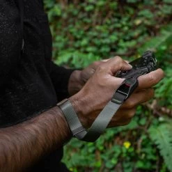 Peak Design Cuff Sage (salbeigrün) Handschlaufe -Outdoor Gear Verkauf peak design cuff sage salbeigruen handschlaufe9