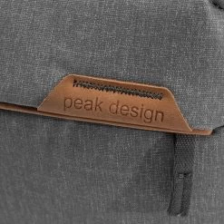 Peak Design Everyday Sling 3L Ash (hellgrau) Fototasche -Outdoor Gear Verkauf peak design everyday sling 3l ash hellgrau fototasche7
