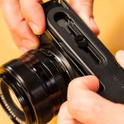 Peak Design Micro Clutch L-Plate Handschlaufe Für Kameras Mit Handgriff 6 Peak Design Micro Clutch L-Plate Handschlaufe Für Kameras Mit Handgriff -Outdoor Gear Verkauf peak design micro clutch l plate handschlaufe fuer kameras mit handgriff3